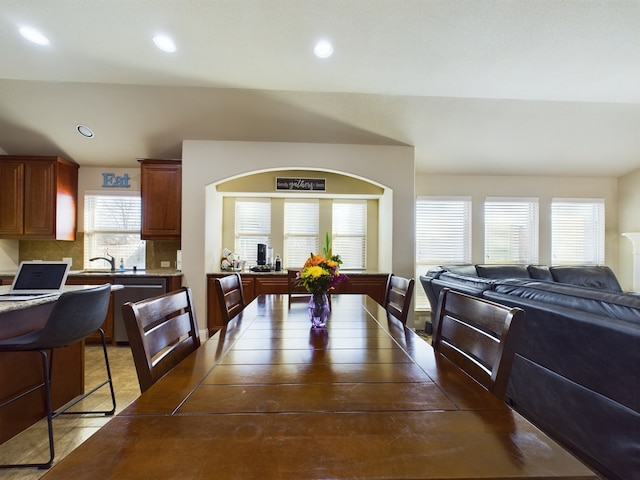 dining space with recessed lighting