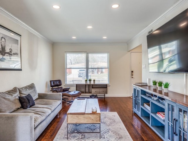 living room featuring dark wood-style floors, recessed lighting, and crown molding