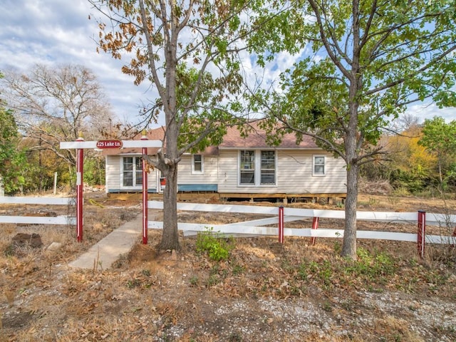 225 Lake Dr, Hickory Creek, TX 75065 - ranch-style house with fence
