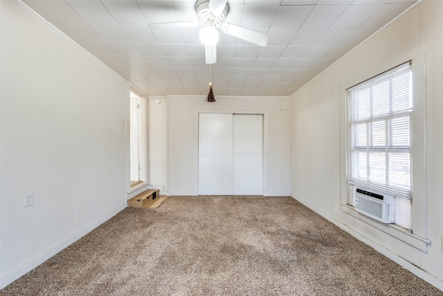 unfurnished room with carpet