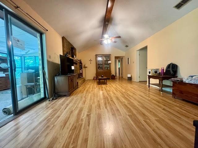 23319 Penninsula Pt, Frankston, TX 75763 - living area with light wood-style flooring and a ceiling fan