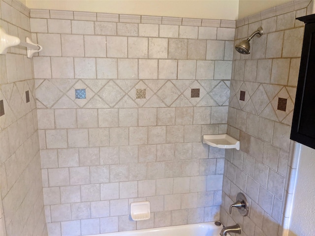 full bath with shower / bath combination