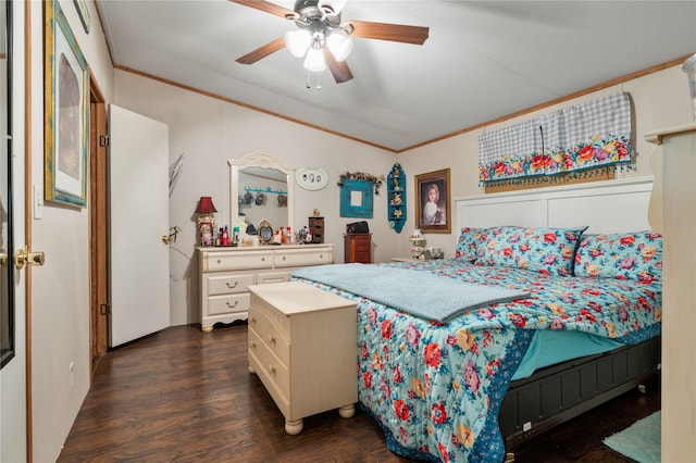 bedroom with ornamental molding, dark wood finished floors, and a ceiling fan