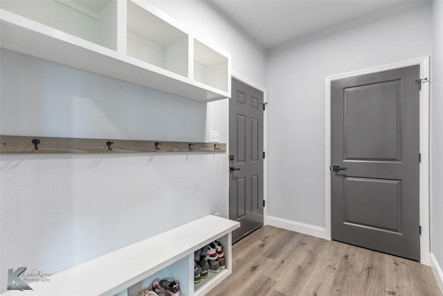 7001 Coldwater Dr, Abilene, TX 79601 - mudroom with light wood-type flooring and baseboards