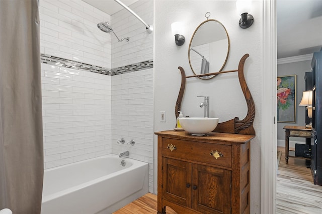 1501 Oak Shore Dr, Tool, TX 75143 - bathroom featuring wood finished floors, shower / tub combo with curtain, ornamental molding, and vanity