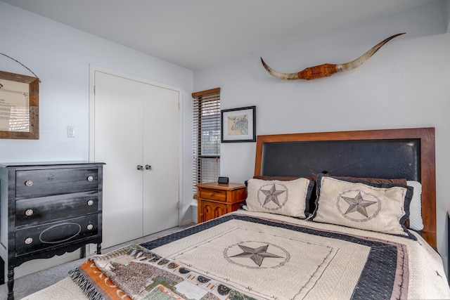 bedroom featuring a closet