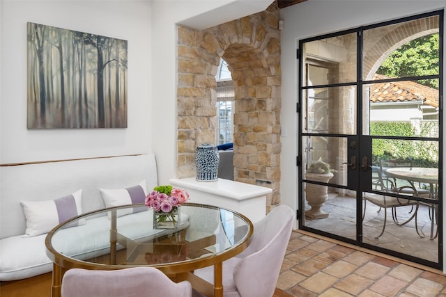 dining space with a healthy amount of sunlight