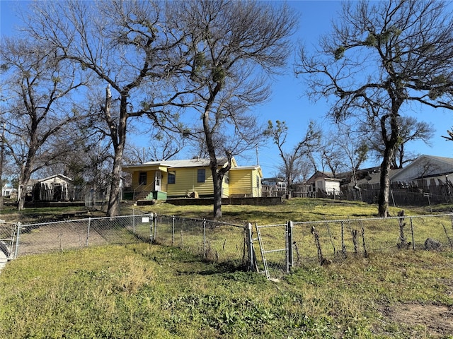 view of yard with a fenced front yard