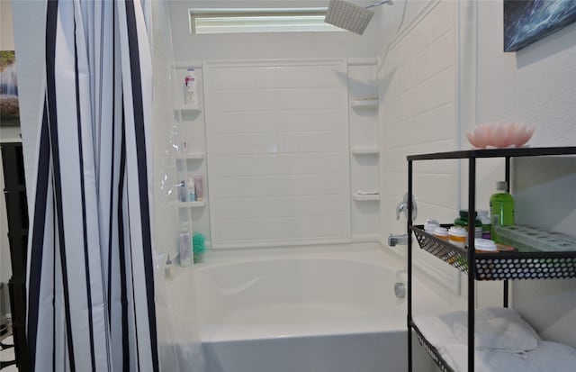 bathroom with shower / tub combo