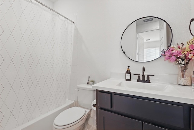full bath featuring toilet, vanity, and shower / bathtub combination with curtain