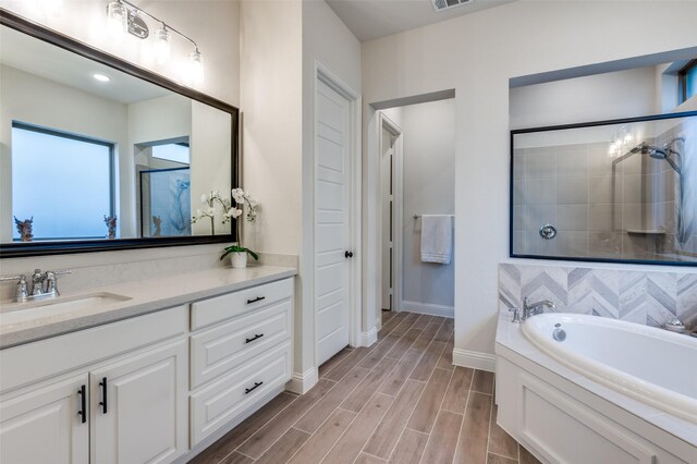 carpeted bedroom featuring baseboards and a closet