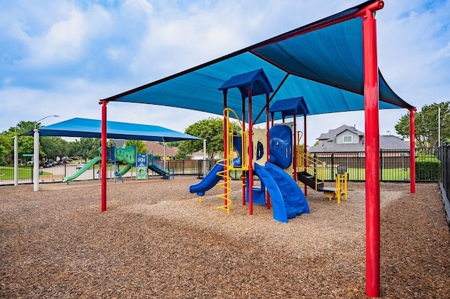 6500 High Brook Dr, Fort Worth, TX 76132 - communal playground with fence