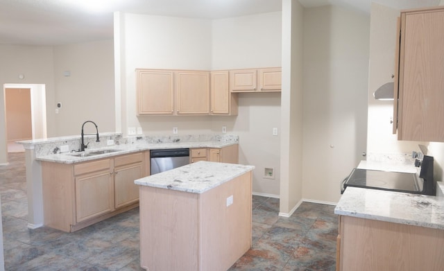 kitchen featuring electric range oven, light brown cabinets, a sink, dishwasher, and a peninsula