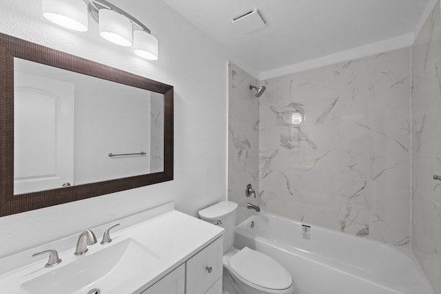 819 Netherland Dr, Arlington, TX 76017 - bathroom with toilet, vanity, and washtub / shower combination