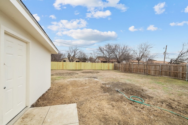 819 Netherland Dr, Arlington, TX 76017 - view of fenced yard