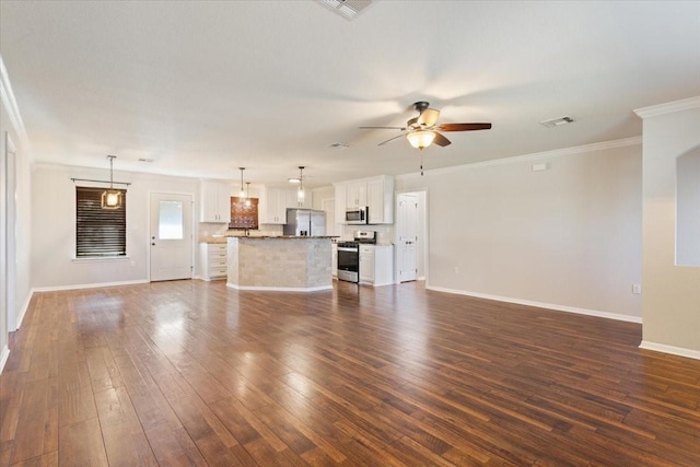 806 N College Ave, West, TX 76691 - unfurnished living room with ceiling fan, dark wood-type flooring, visible vents, baseboards, and ornamental molding