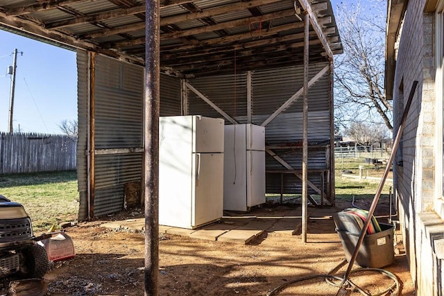 view of outdoor structure with an exterior structure and an outdoor structure