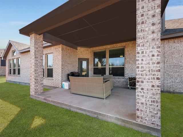 view of patio with outdoor lounge area