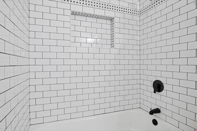 full bathroom featuring shower / washtub combination