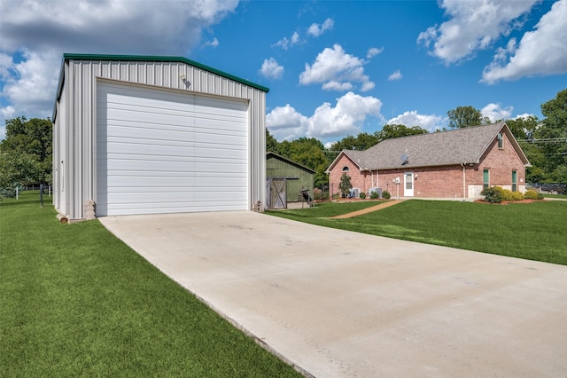 view of detached garage