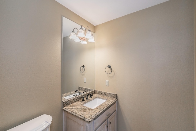 128 Oakview Dr, Hudson Oaks, TX 76087 - bathroom with toilet and vanity