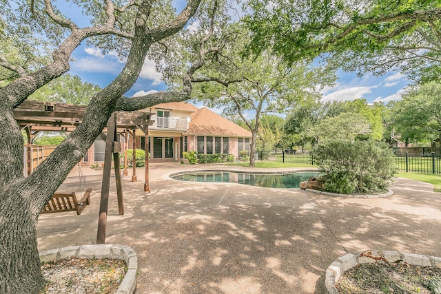 128 Oakview Dr, Hudson Oaks, TX 76087 - view of pool with a patio area and fence