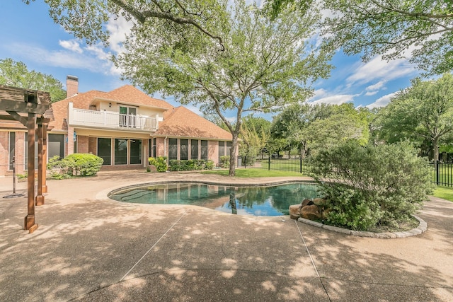 128 Oakview Dr, Hudson Oaks, TX 76087 - view of pool featuring fence and a patio area