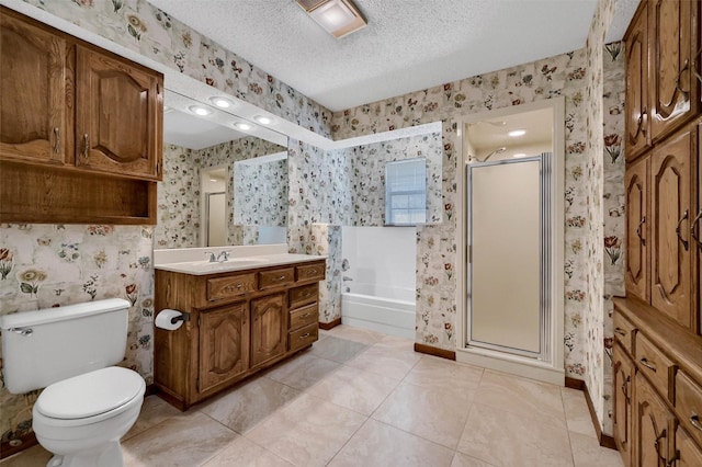 268 Roland Rd, Whitesboro, TX 76273 - bathroom featuring wallpapered walls, a stall shower, toilet, a textured ceiling, and vanity
