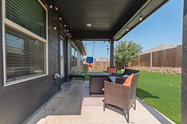 6116 Pathfinder Trl, Fort Worth, TX 76179 - view of patio / terrace
