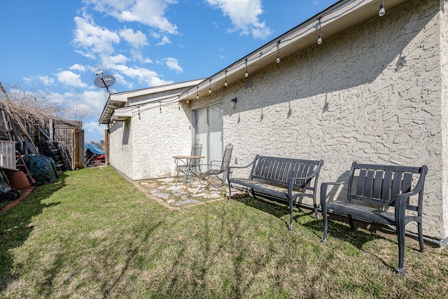 view of yard with a patio