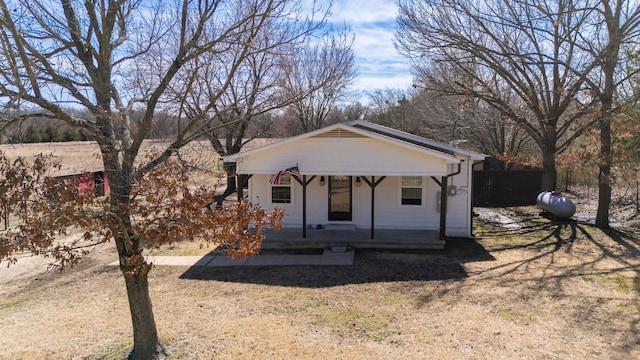 view of front facade featuring a porch