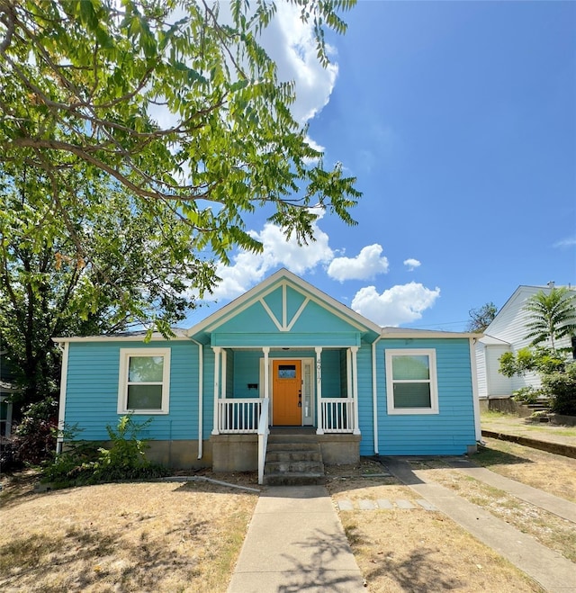 view of front of home featuring a porch