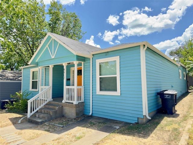 view of front of home featuring covered porch