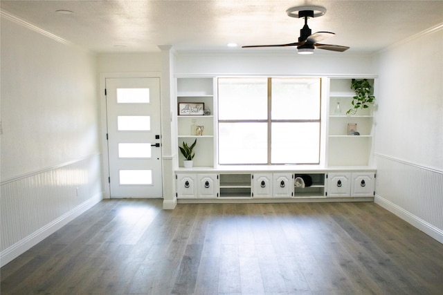 mudroom featuring ceiling fan, wainscoting, crown molding, and wood finished floors