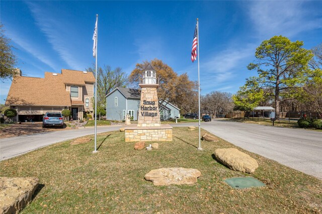 676 Harbor Dr, Azle, TX 76020 - view of asphalt street
