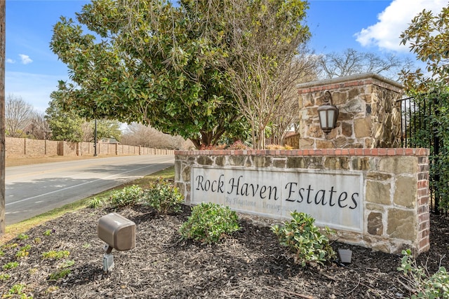 2451 Rock Haven Dr, Flower Mound TX, 75022 land for sale