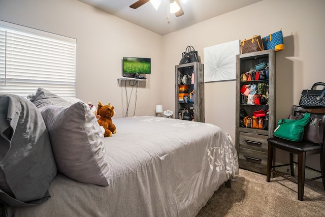 bedroom featuring carpet floors and ceiling fan