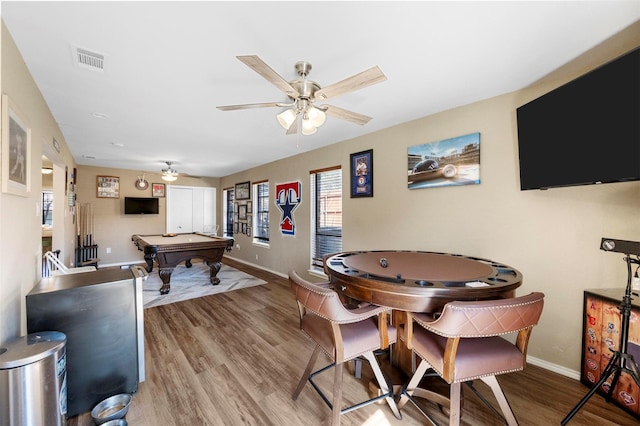 playroom with light wood-type flooring, billiards, visible vents, and baseboards