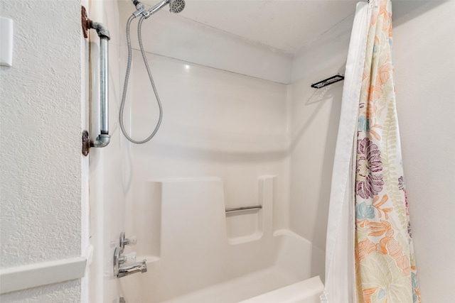 full bathroom featuring shower / bath combo