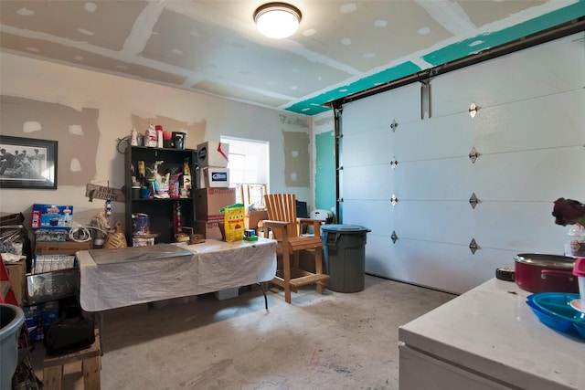 263 Esquire Dr, Denison, TX 75021 - recreation room featuring expansive windows, pool table, and baseboards