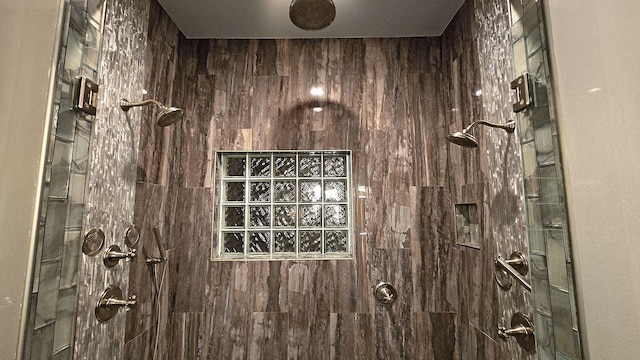 full bath featuring tiled shower