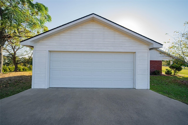 view of detached garage