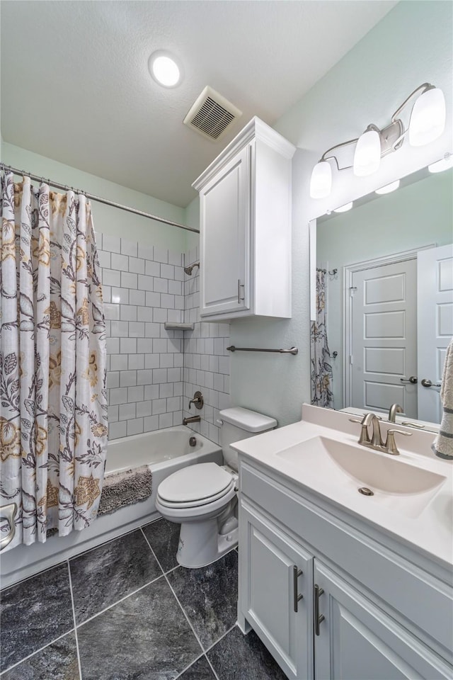 full bathroom with toilet, vanity, visible vents, and shower / tub combo with curtain