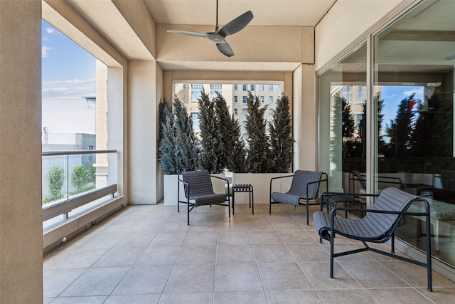 2300 Wolf St Unit 3D, Dallas, TX 75201 - sunroom featuring ceiling fan