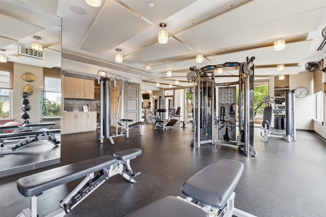 2300 Wolf St Unit 3D, Dallas, TX 75201 - exercise room with baseboards