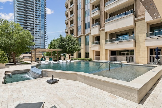 2300 Wolf St Unit 3D, Dallas, TX 75201 - view of swimming pool