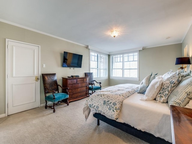 3525 Turtle Creek Blvd Unit 3D, Dallas, TX 75219 - carpeted bedroom featuring crown molding and baseboards