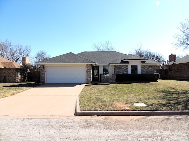 view of front facade featuring an attached garage, brick siding, a shingled roof, driveway, and a front yard