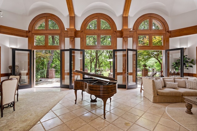 900 Kingsbury Way, Southlake, TX 76092 - community lobby with a towering ceiling and beam ceiling