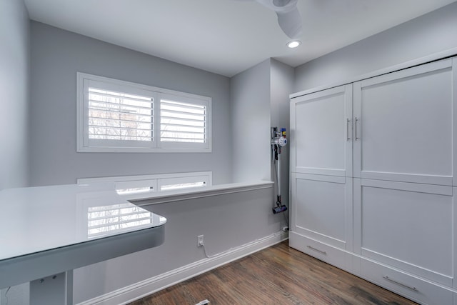 612 Skyline Bluff Dr, Fort Worth, TX 76102 - spare room with dark wood finished floors, recessed lighting, and baseboards